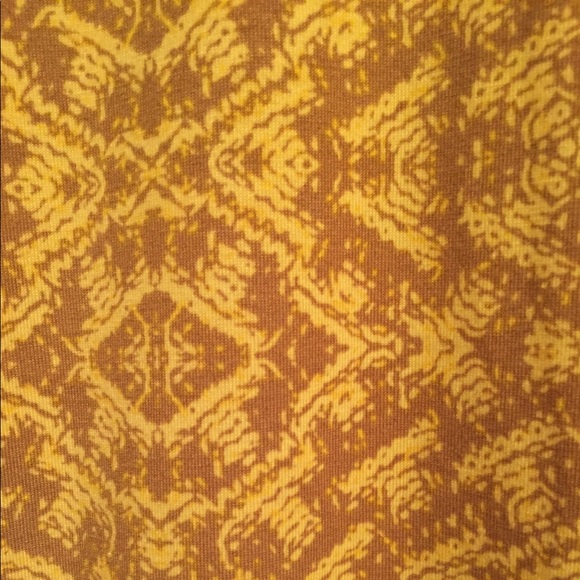 NWOT LuLaRoe Perfect T - Picture 2 of 2